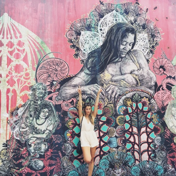 Meet your Posher, Nico - Picture 1 of 1